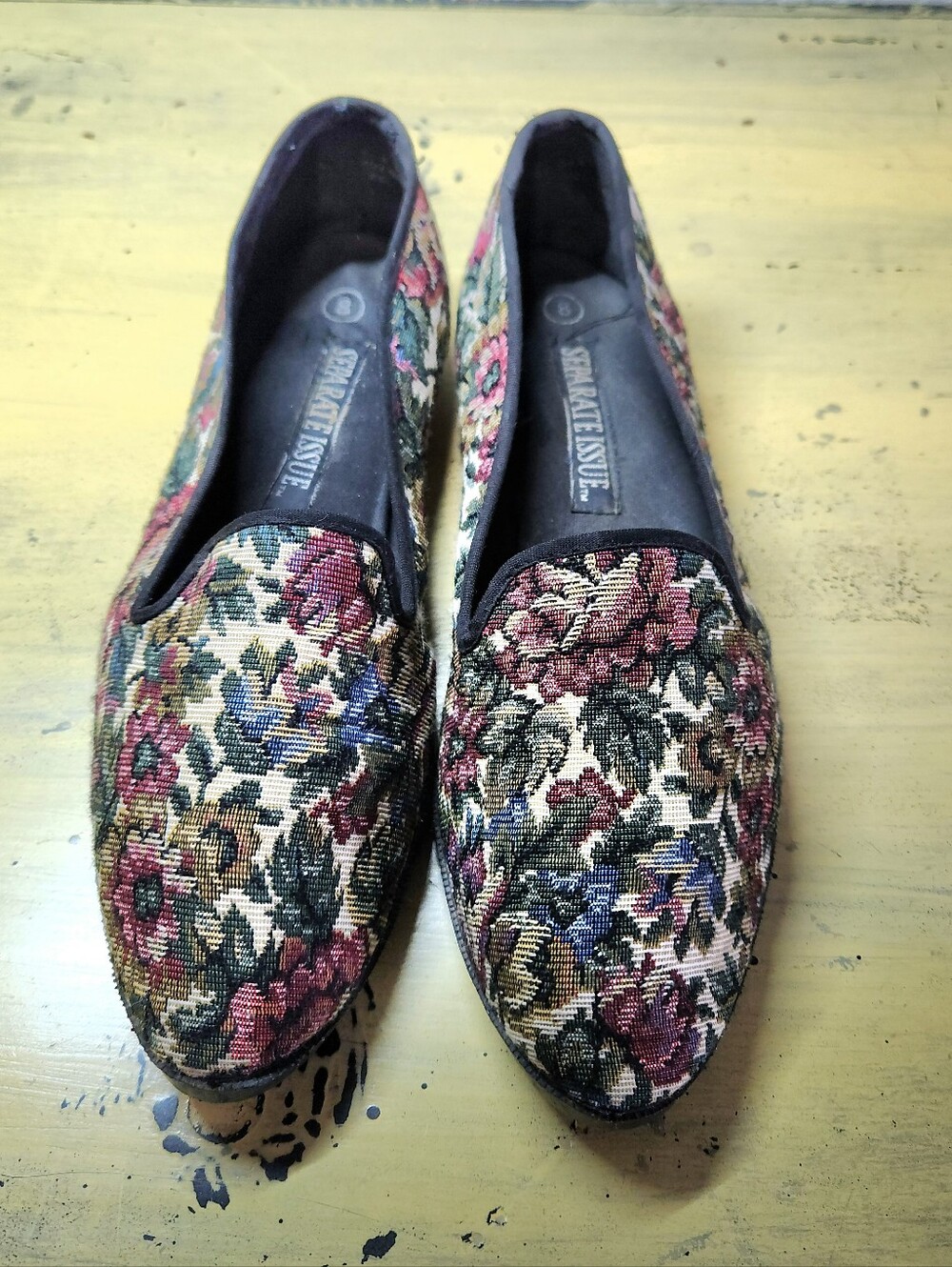 Vintage Separate Issue Floral Tapestry Loafers / Smoking Flats – Size 8